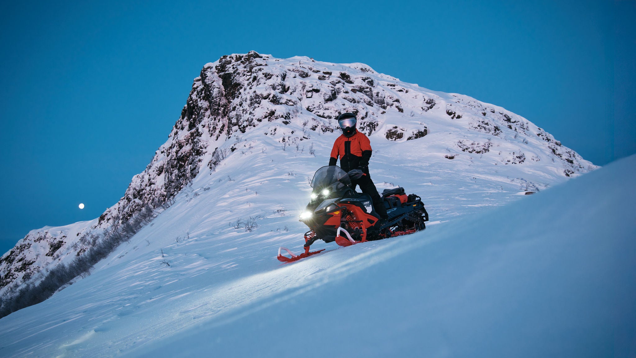 2027 Crossover snowmobiles - Lynx