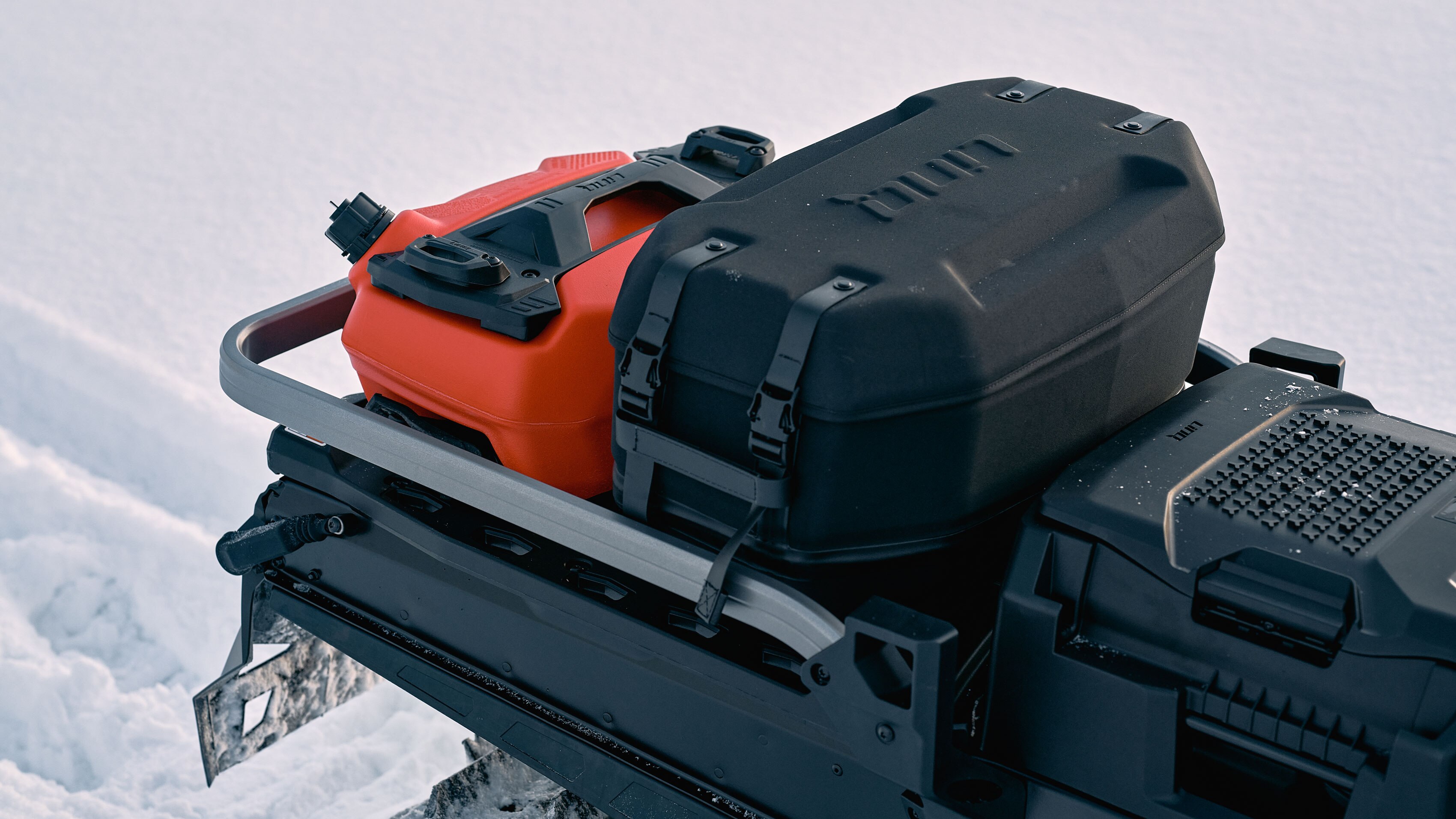 LinQ-tillbehör installerade på en Lynx Commander-snöskoter