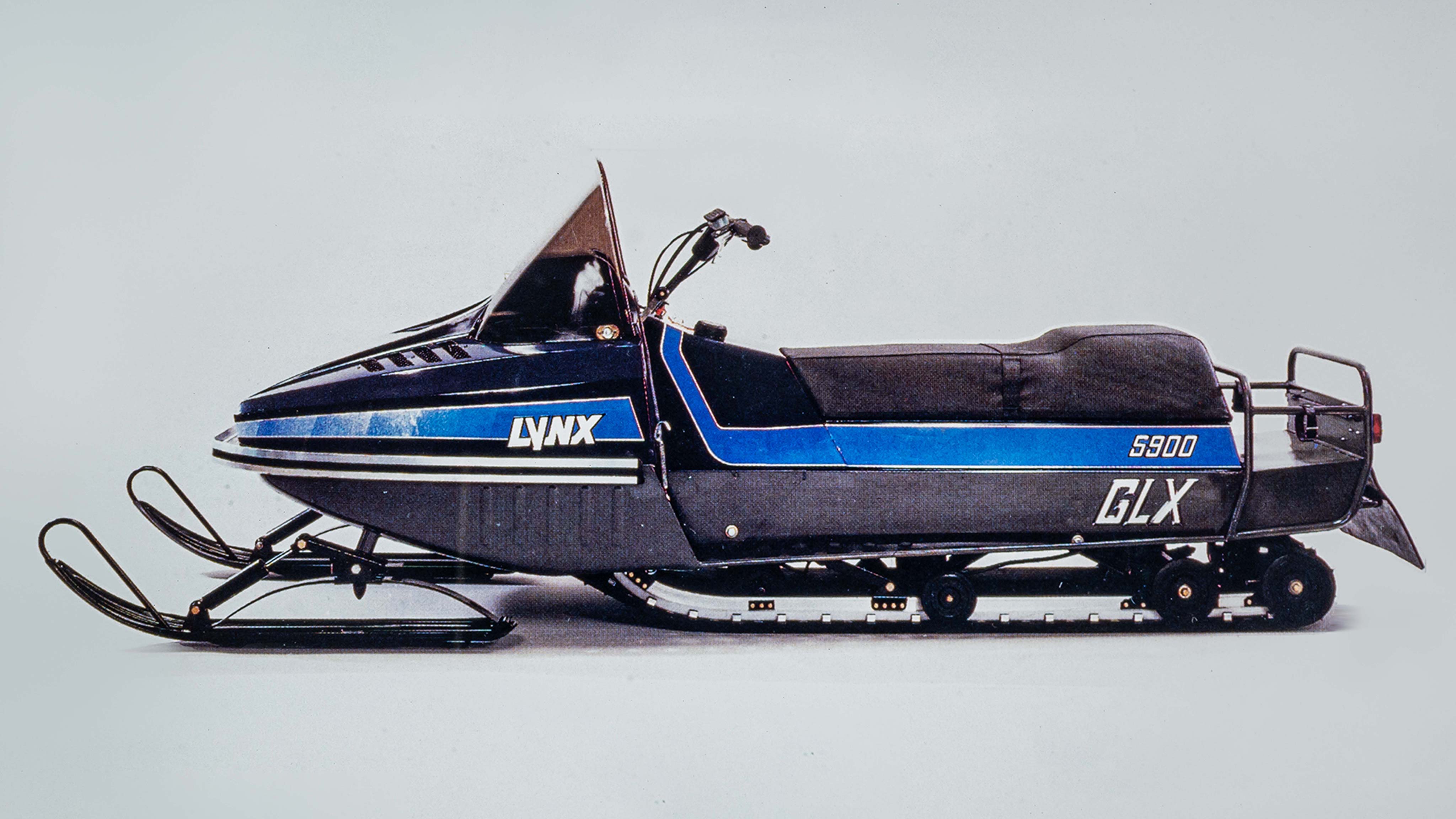 Old Lynx GLX 5900 1983 snowmobile in studio